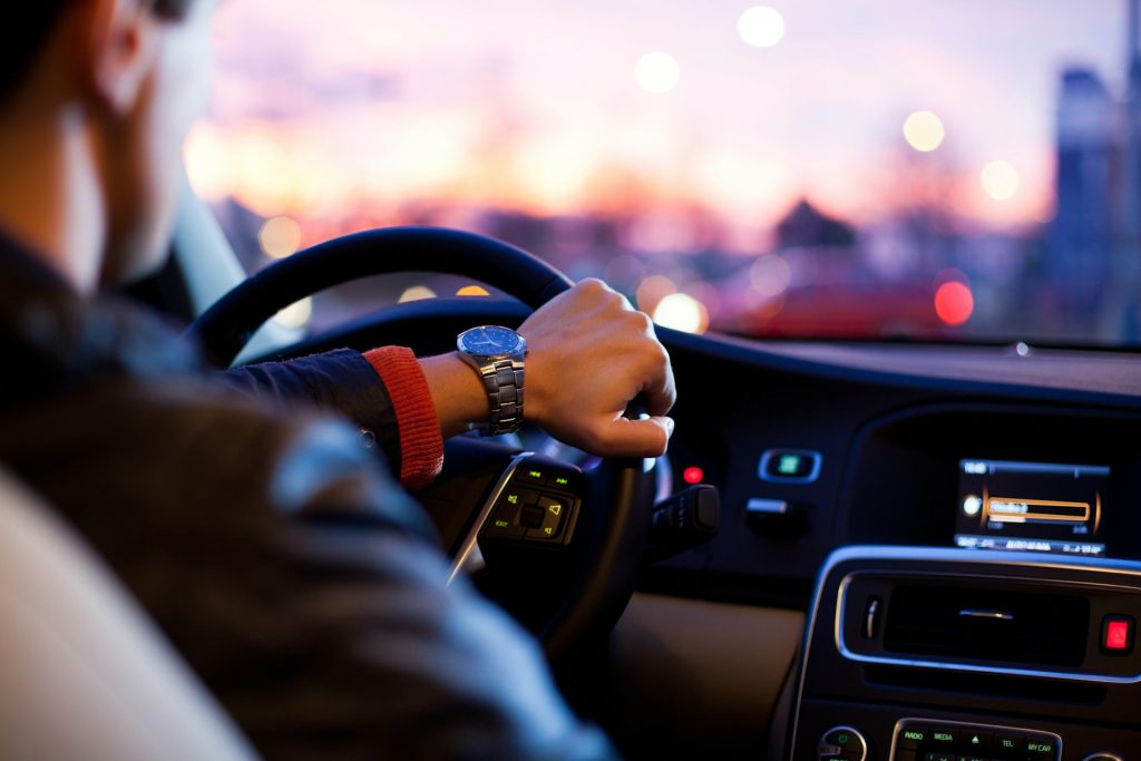 Comment financer son permis de conduire : aides et solutions