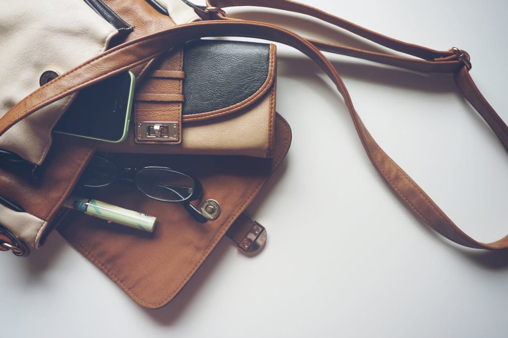 Pourquoi choisir un sac en cuir fait main ?