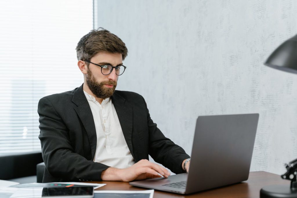 Formation bancaire continue : quels avantages pour les salariés expérimentés ?