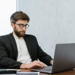 Formation bancaire continue : quels avantages pour les salariés expérimentés ?