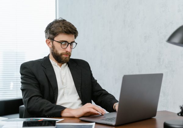 Formation bancaire continue : quels avantages pour les salariés expérimentés ?