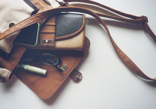 Pourquoi choisir un sac en cuir fait main ?